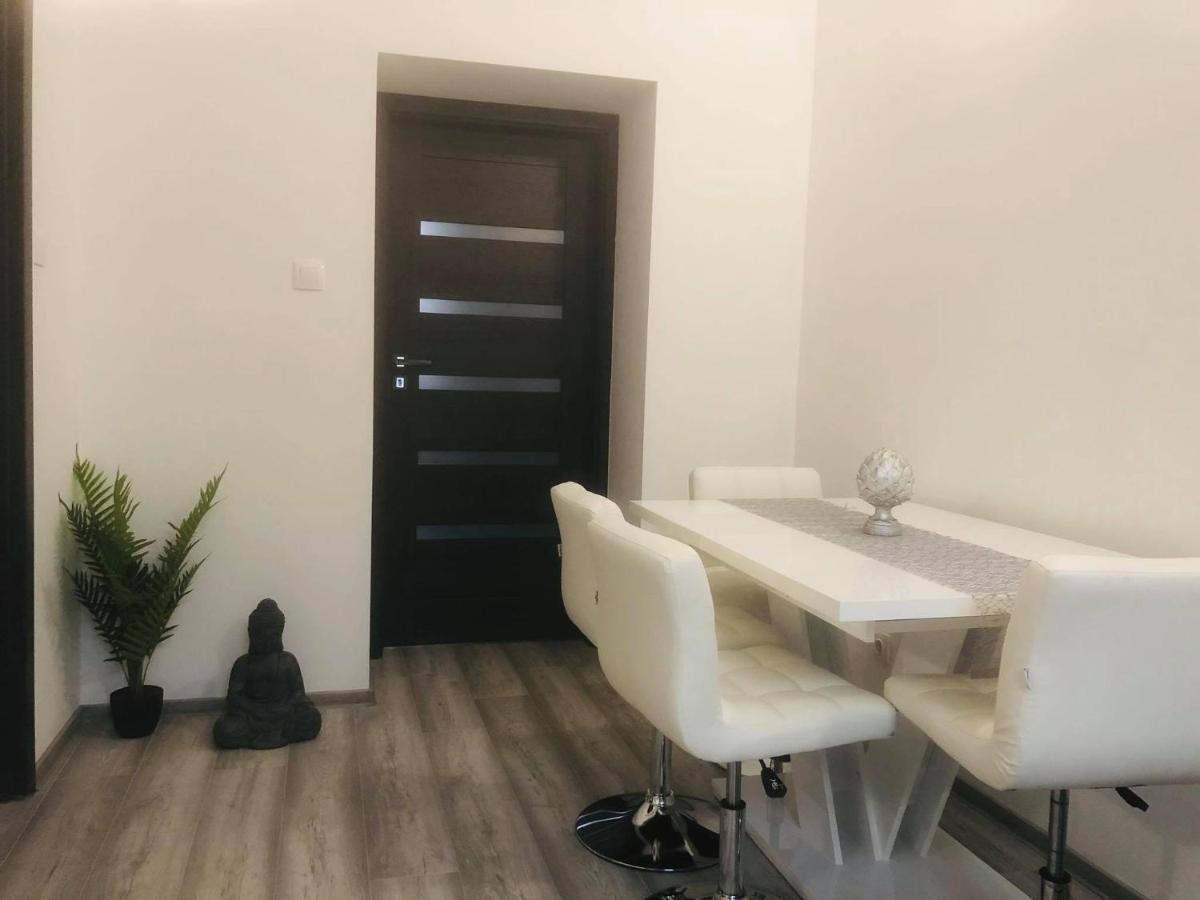 Belvárosi Apartman 3 Miskolc Bagian luar foto